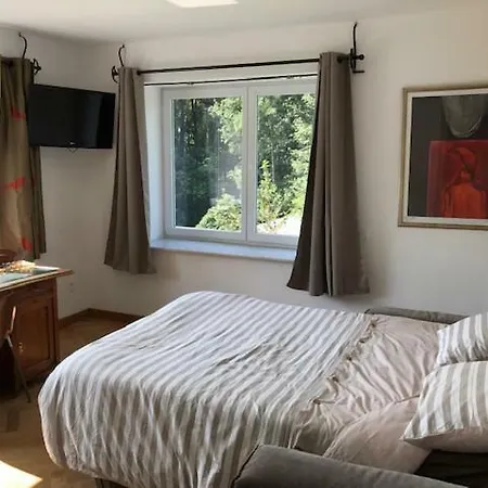 Au Domaine De * Ferrières